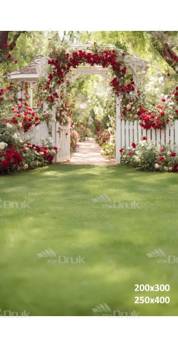 Tło fotograficzne „Ogród różany z białą pergolą i zielonym trawnikiem” | E671